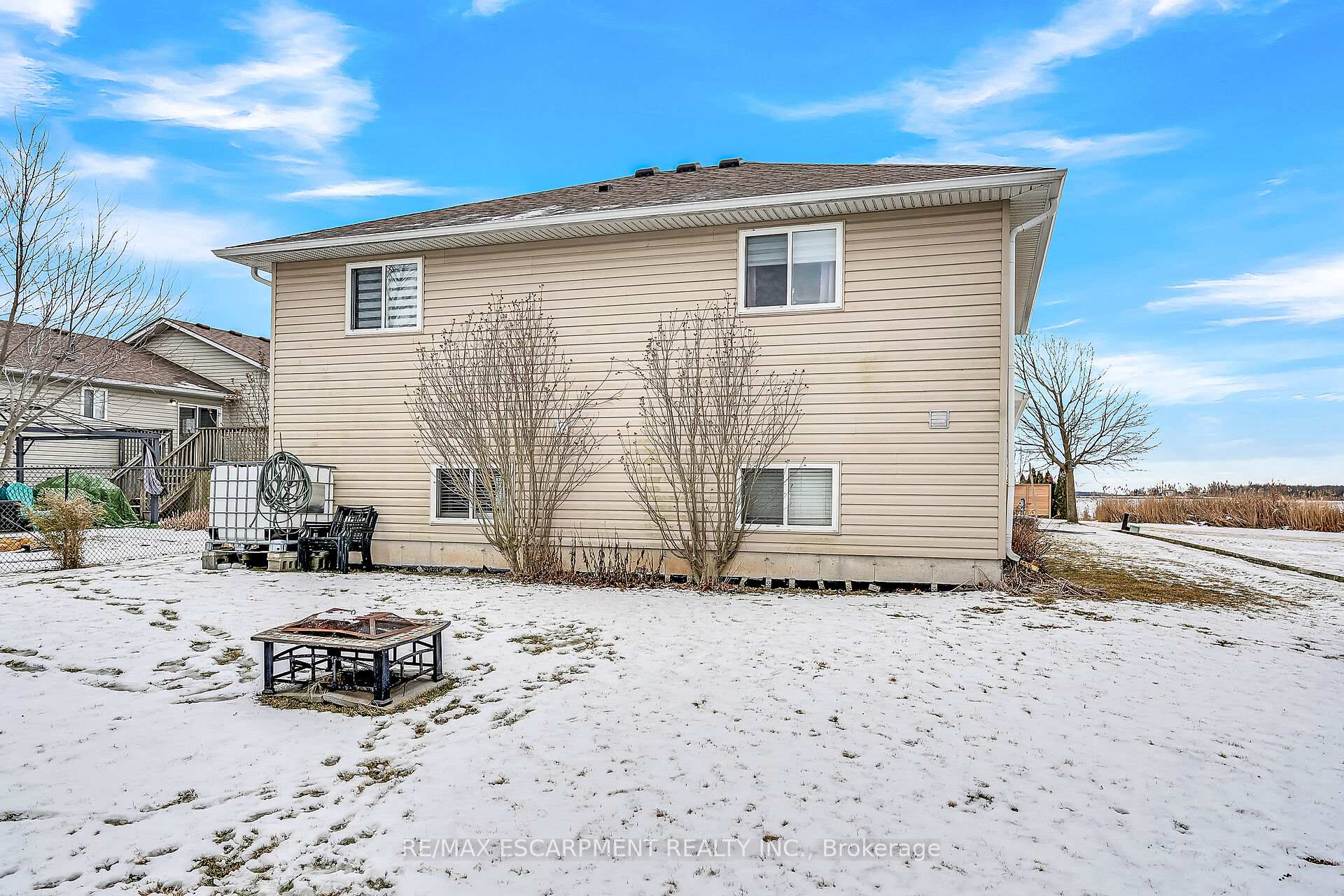 Photo 25 of 10 Oak Street, Haldimand — HOMEH