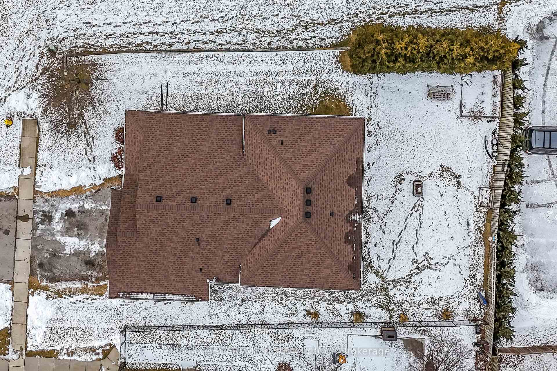 Photo 31 of 10 Oak Street, Haldimand — HOMEH
