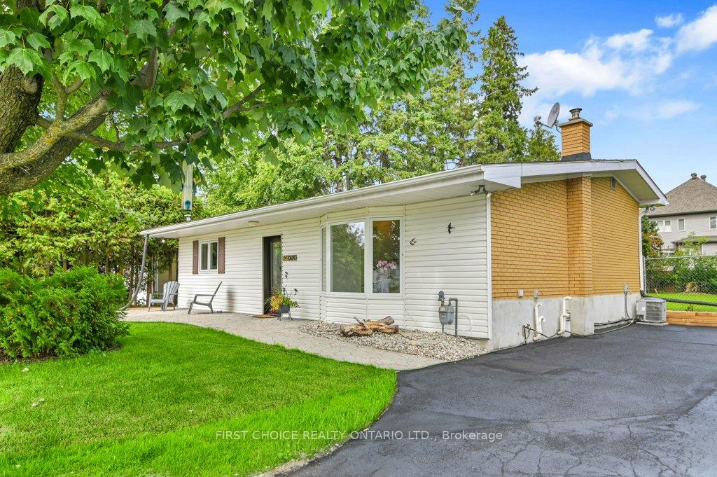 Photo 1 of 3085 Analdea Drive, Ottawa, Leitrim — HOMEH