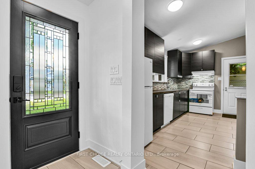 Photo 4 of 3085 Analdea Drive, Ottawa, Leitrim — HOMEH