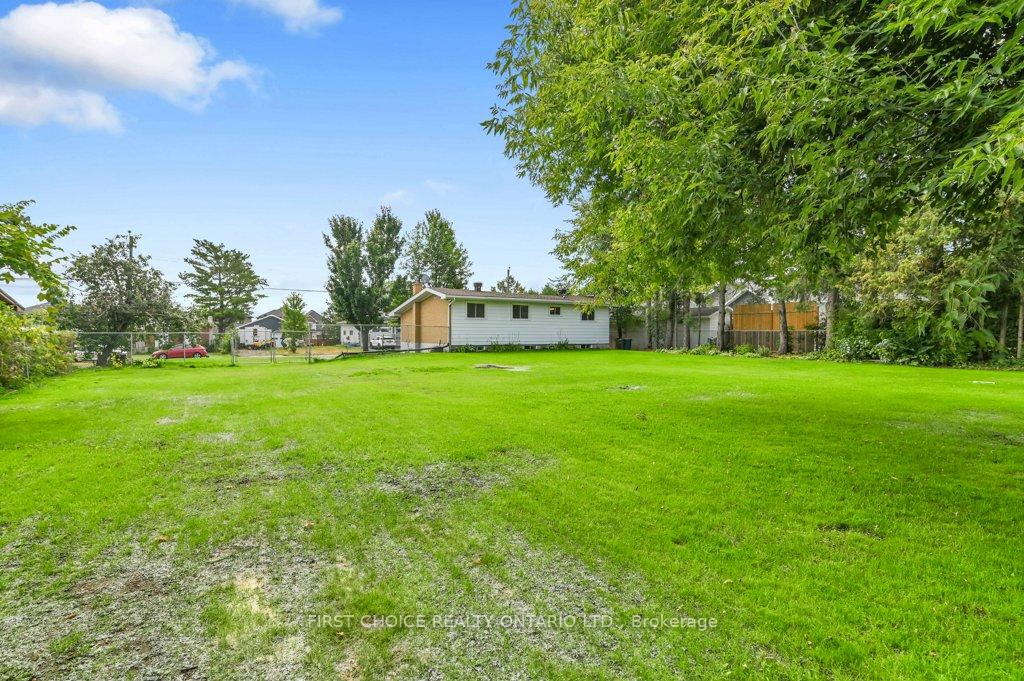 Photo 28 of 3085 Analdea Drive, Ottawa, Leitrim — HOMEH