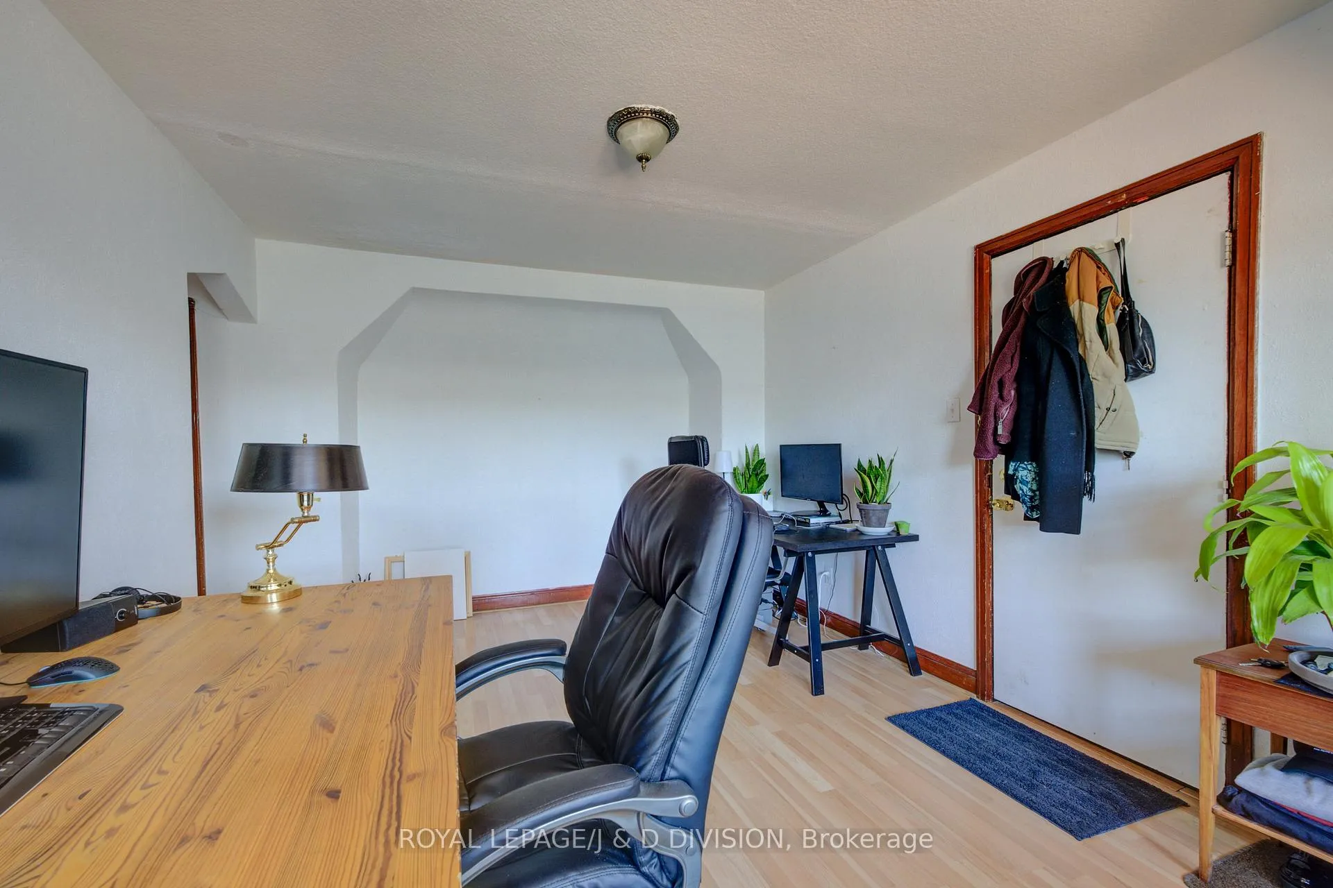Photo 31 of 345 Louisa Street, Kitchener — HOMEH