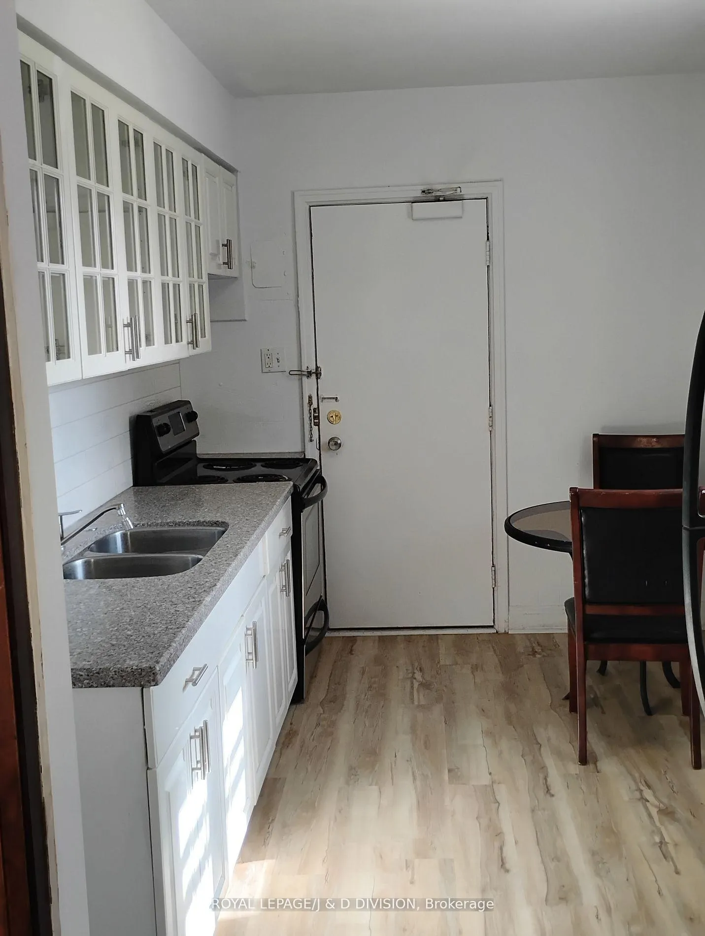 Photo 33 of 345 Louisa Street, Kitchener — HOMEH