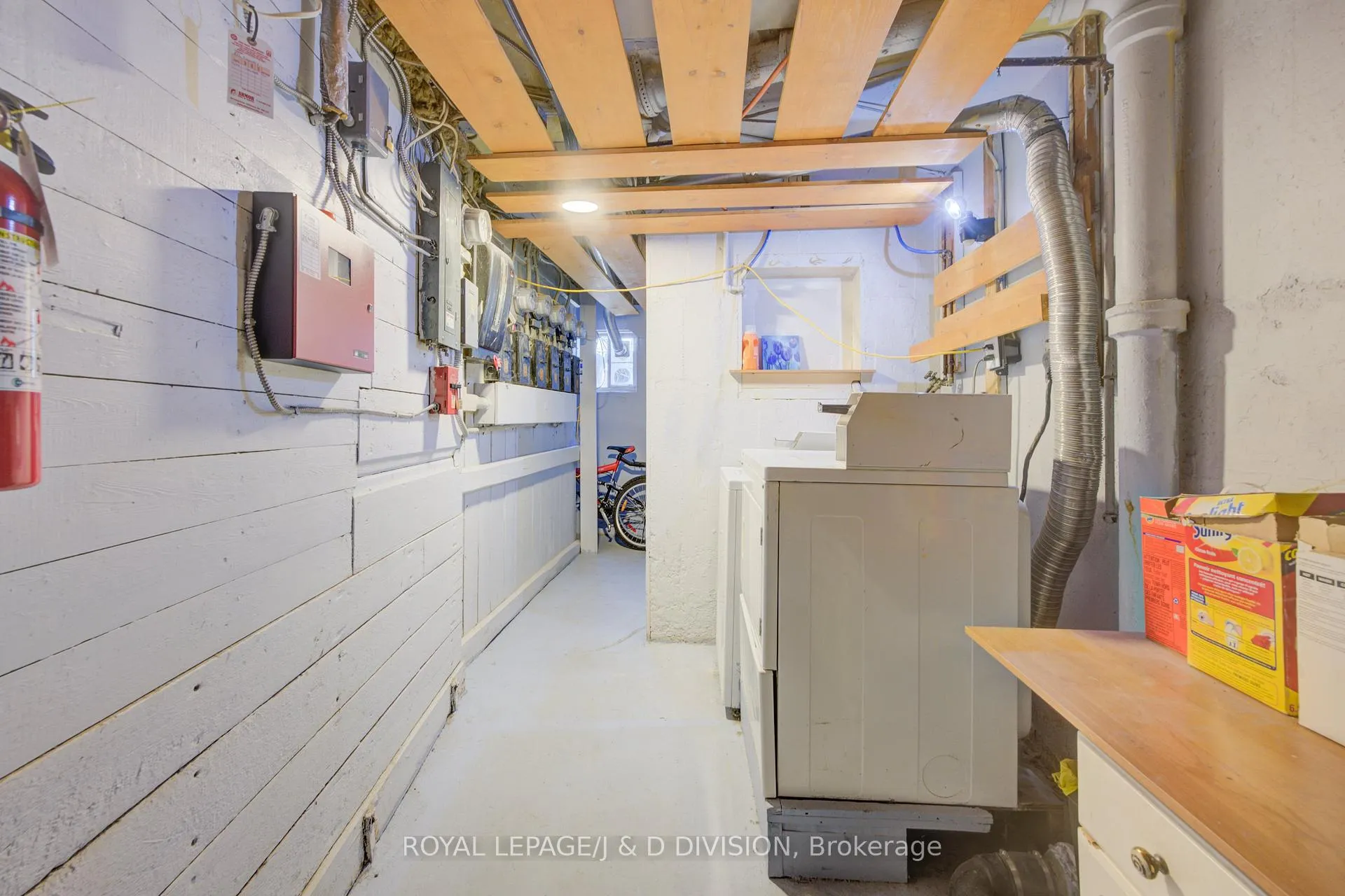 Photo 38 of 345 Louisa Street, Kitchener — HOMEH