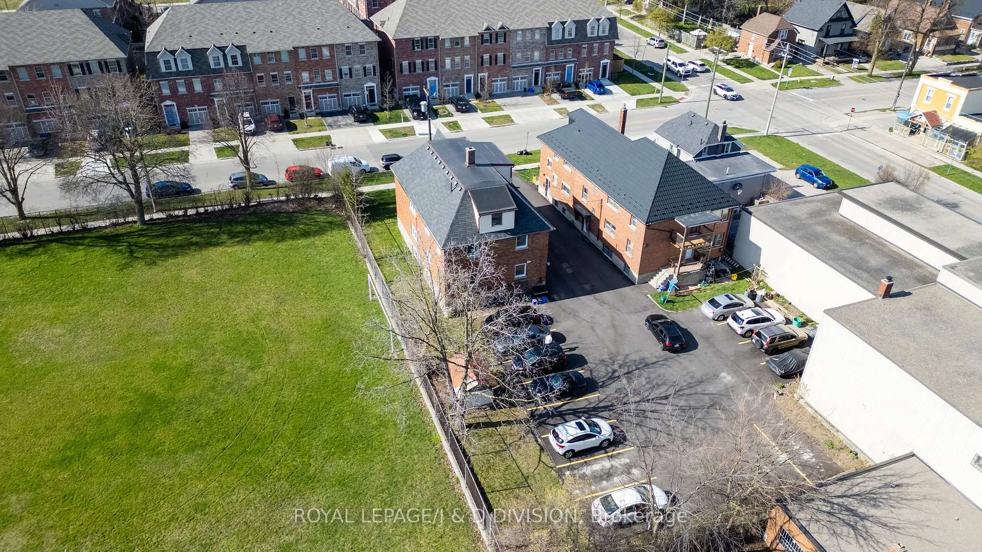 Photo 41 of 345 Louisa Street, Kitchener — HOMEH