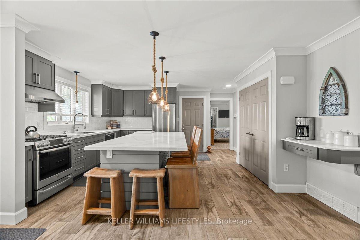 Photo 8 of 22782 Adelaide Road, Strathroy-Caradoc, Mount Brydges — HOMEH