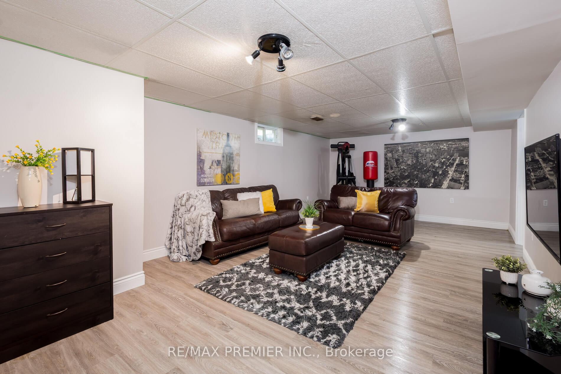 Photo 27 of 32 Buchanan Drive, Haldimand — HOMEH
