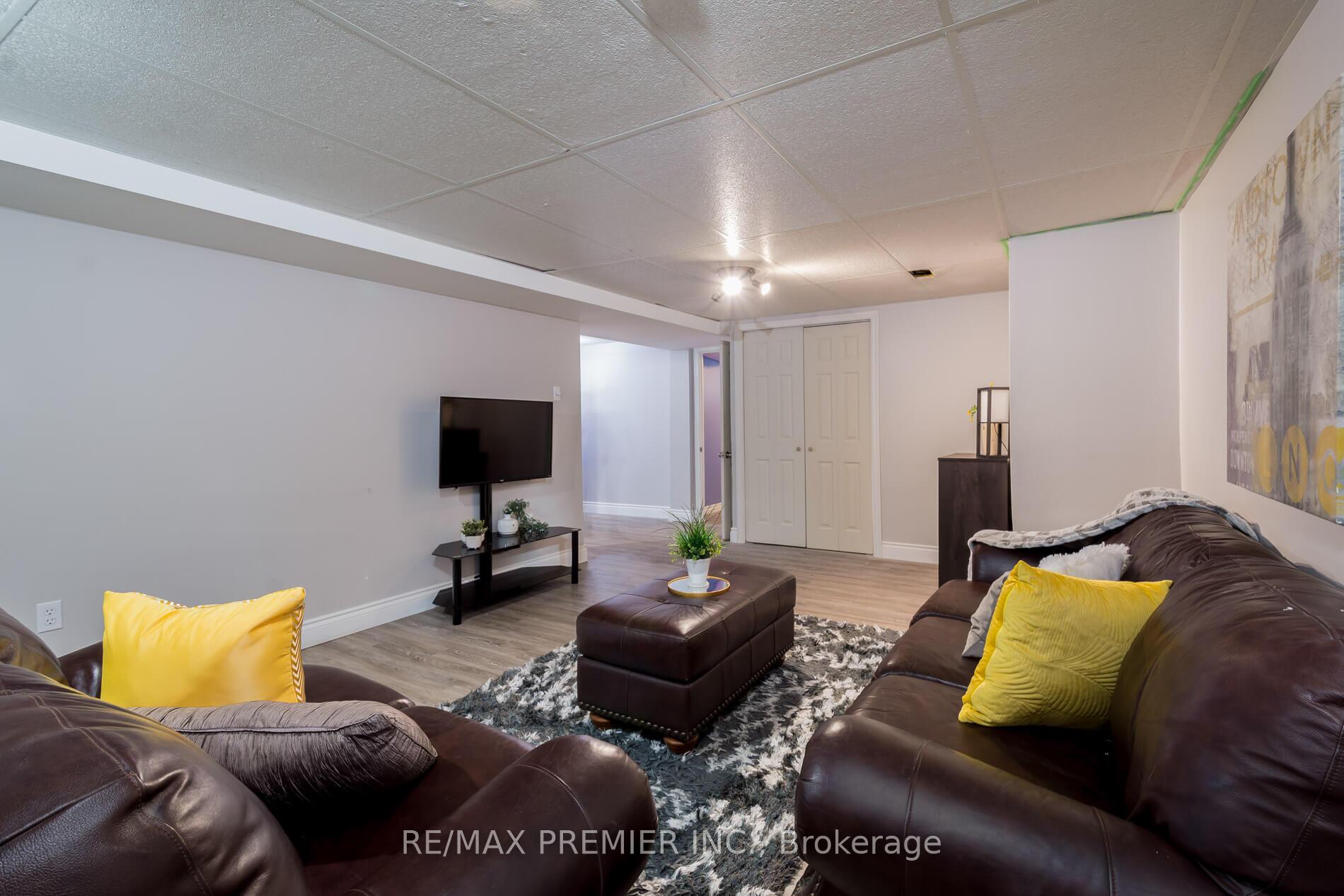 Photo 21 of 32 Buchanan Drive, Haldimand — HOMEH
