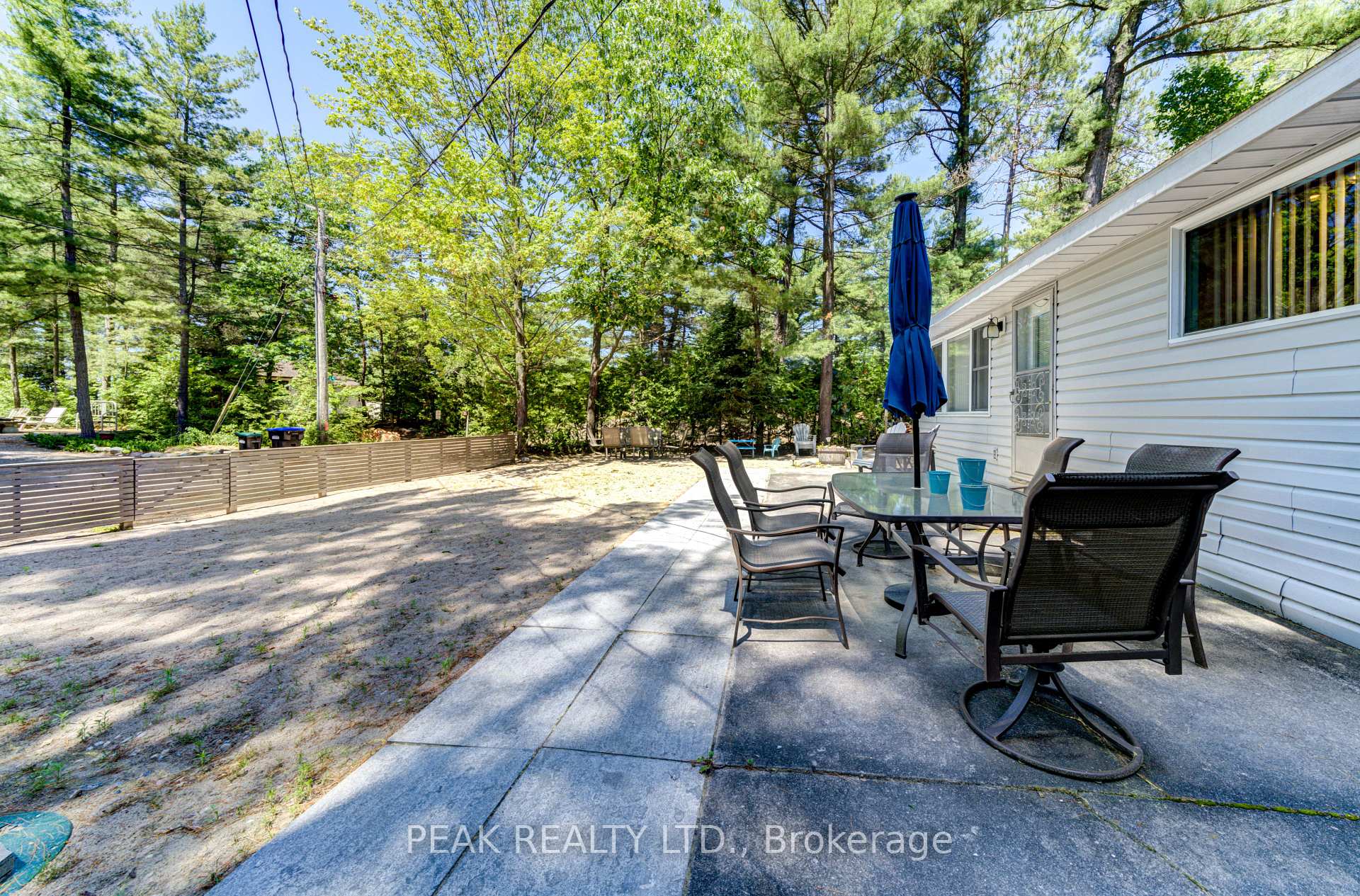 Photo 23 of 35 Lakeside Drive, Tiny, Rural Tiny — HOMEH