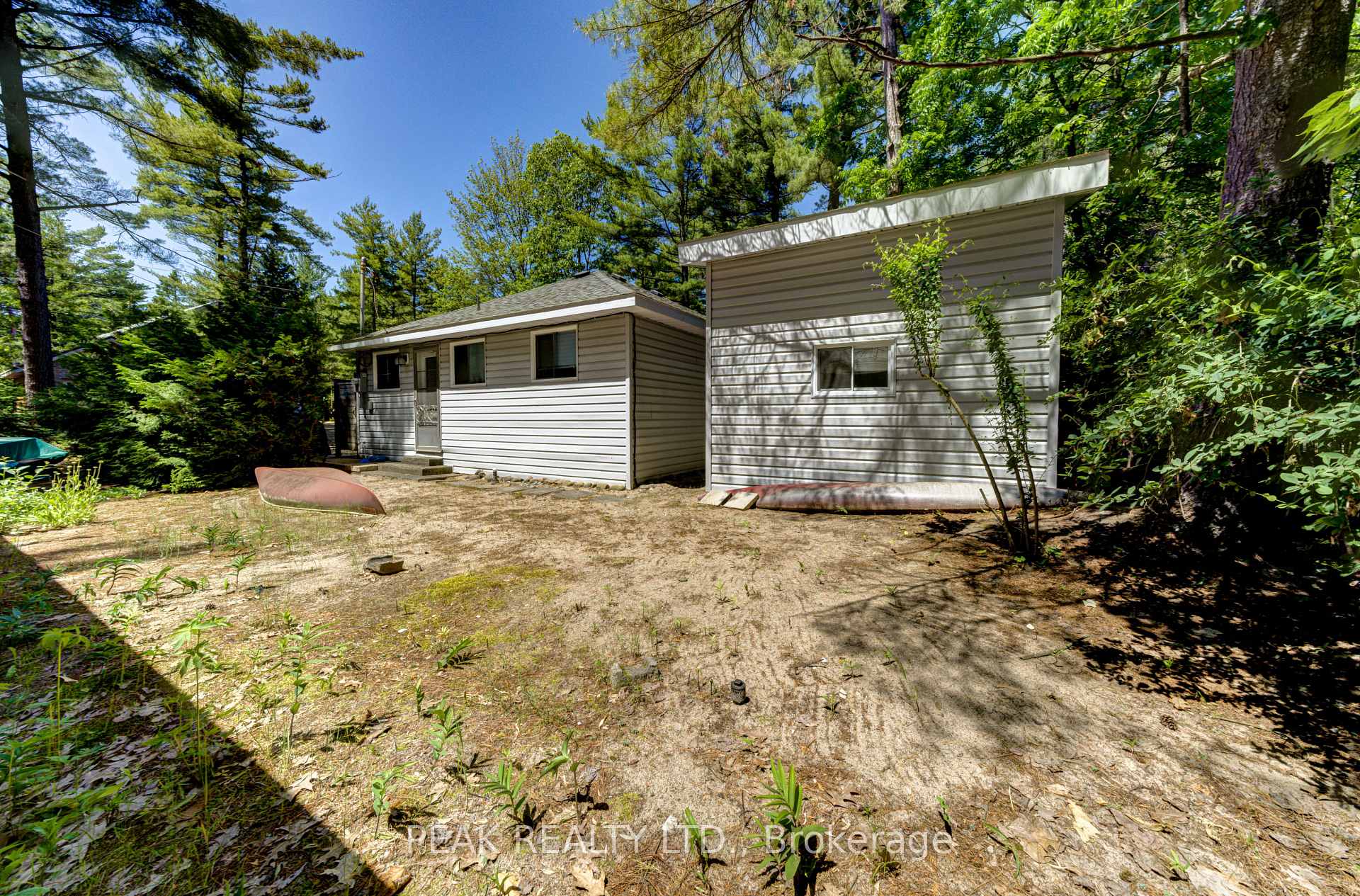 Photo 25 of 35 Lakeside Drive, Tiny, Rural Tiny — HOMEH