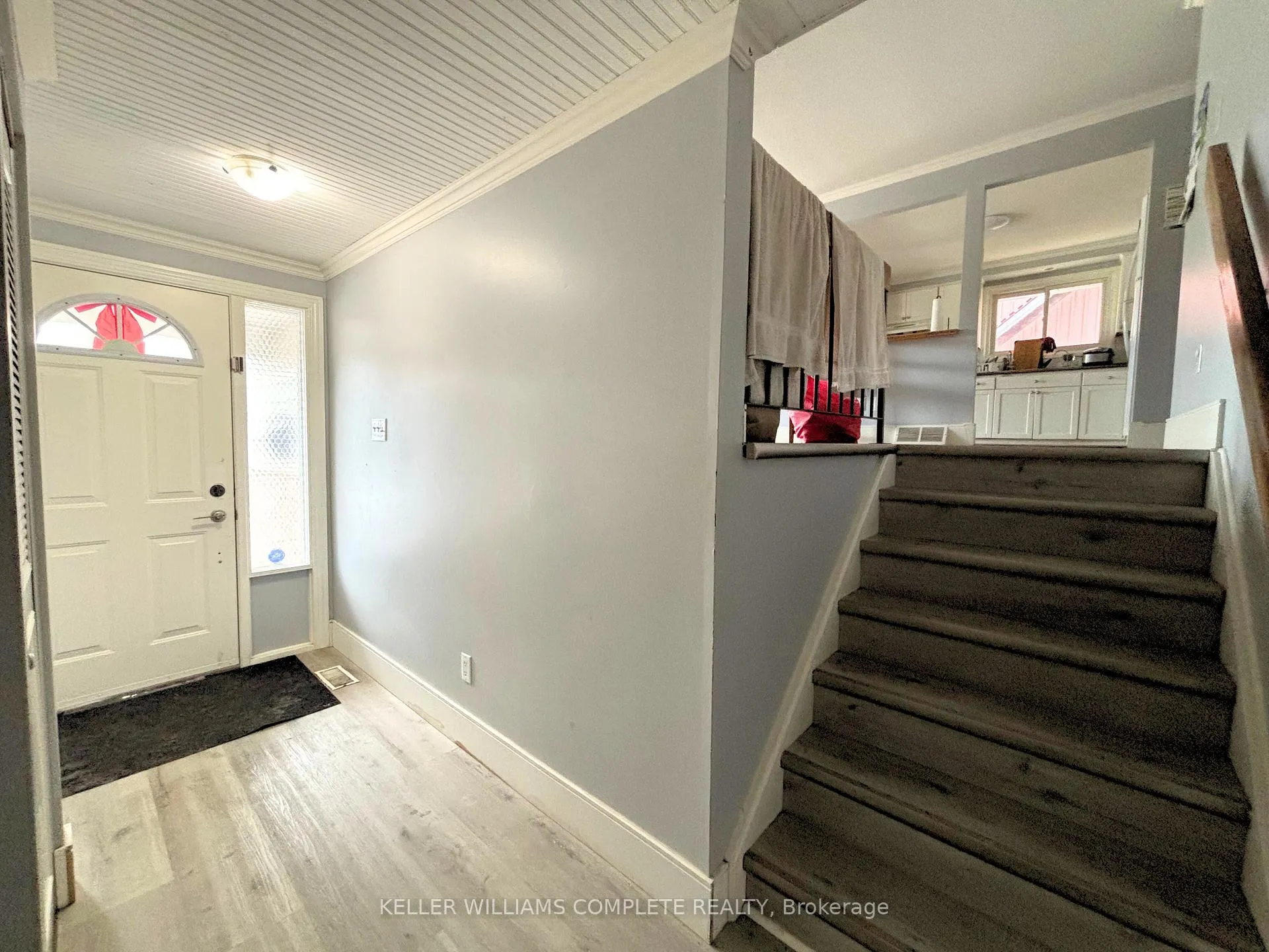 Photo 3 of Unit A, 255 Blackhorne Drive, Kitchener — HOMEH
