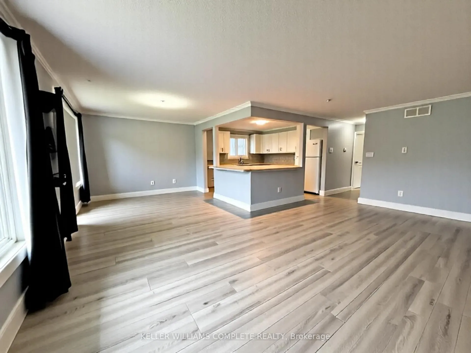 Photo 5 of Unit A, 255 Blackhorne Drive, Kitchener — HOMEH