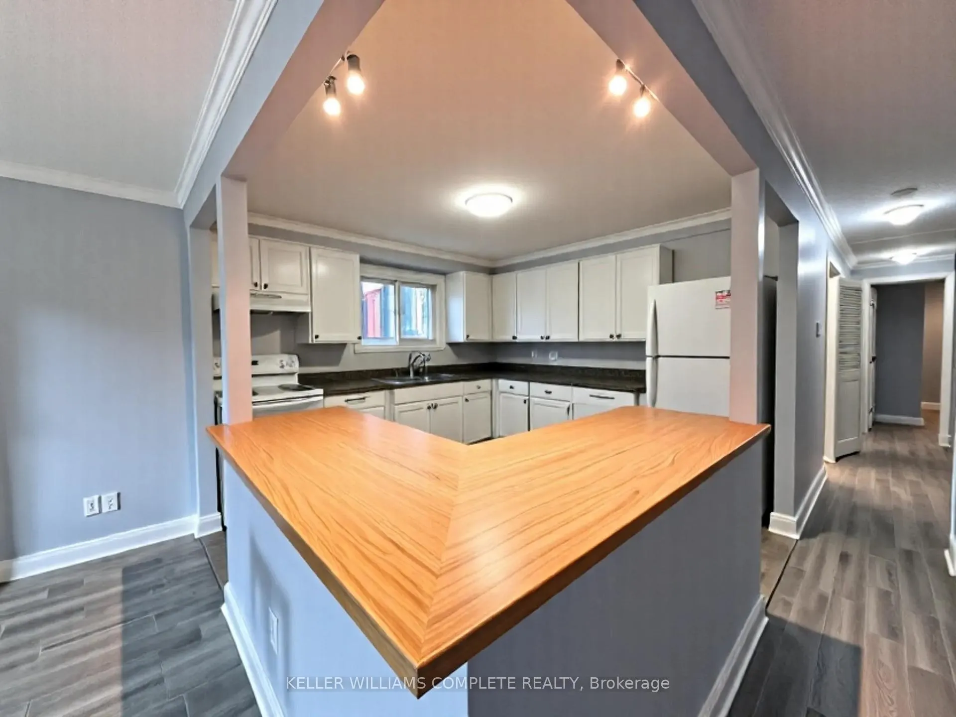 Photo 9 of Unit A, 255 Blackhorne Drive, Kitchener — HOMEH