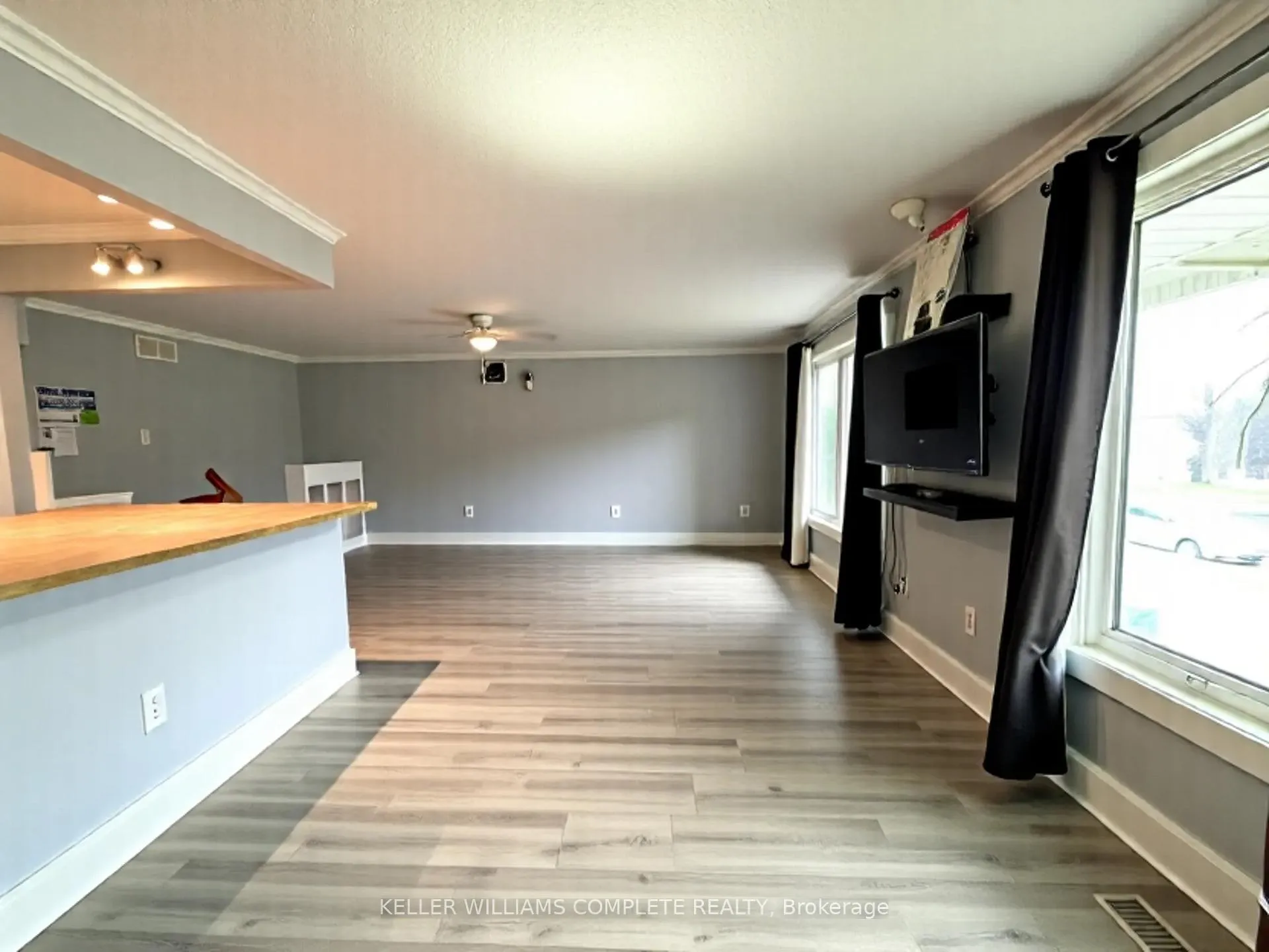 Photo 10 of Unit A, 255 Blackhorne Drive, Kitchener — HOMEH