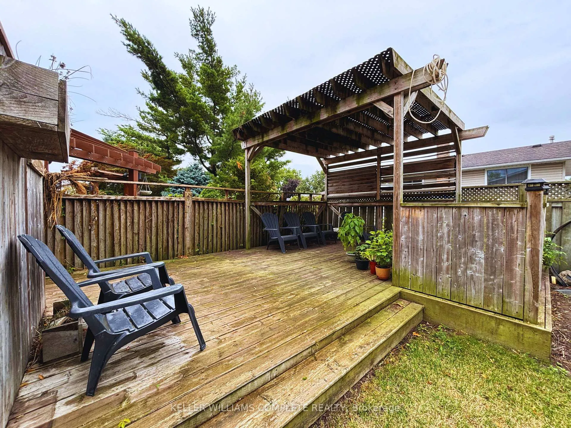 Photo 17 of Unit A, 255 Blackhorne Drive, Kitchener — HOMEH