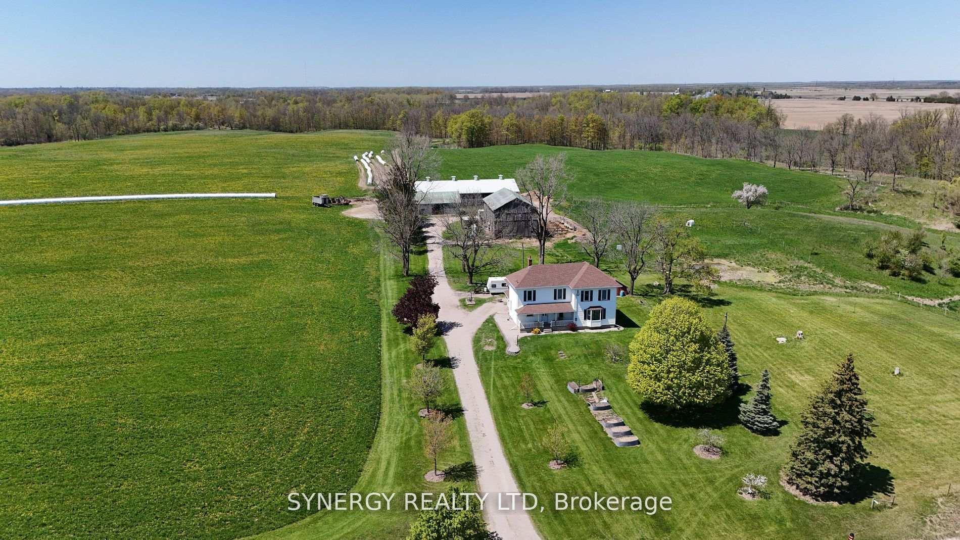 Photo 2 of 3538 Shields Siding Drive, Southwest Middlesex, Glencoe — HOMEH