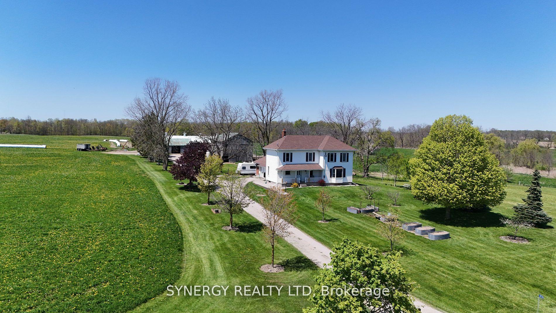 Photo 3 of 3538 Shields Siding Drive, Southwest Middlesex, Glencoe — HOMEH