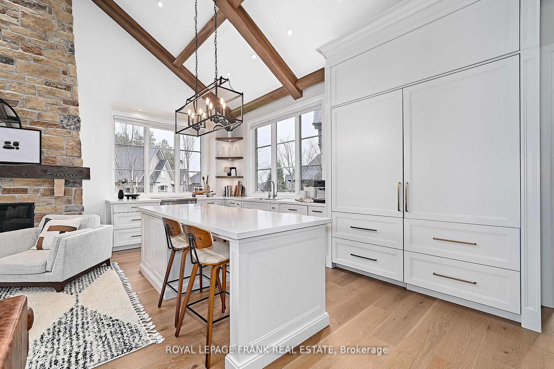 Photo 4 of 108 Oakside Drive, Uxbridge — HOMEH