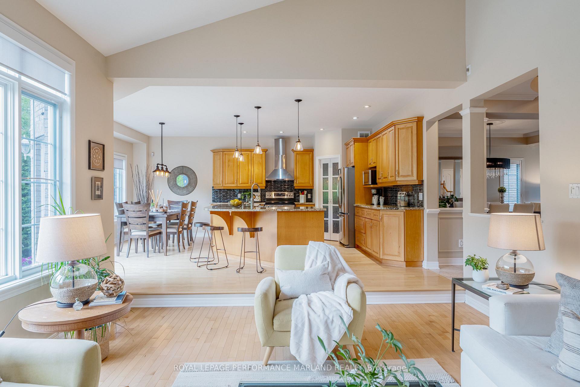 Photo 10 of 3502 Wyman Crescent, Ottawa, Windsor Park Village — HOMEH