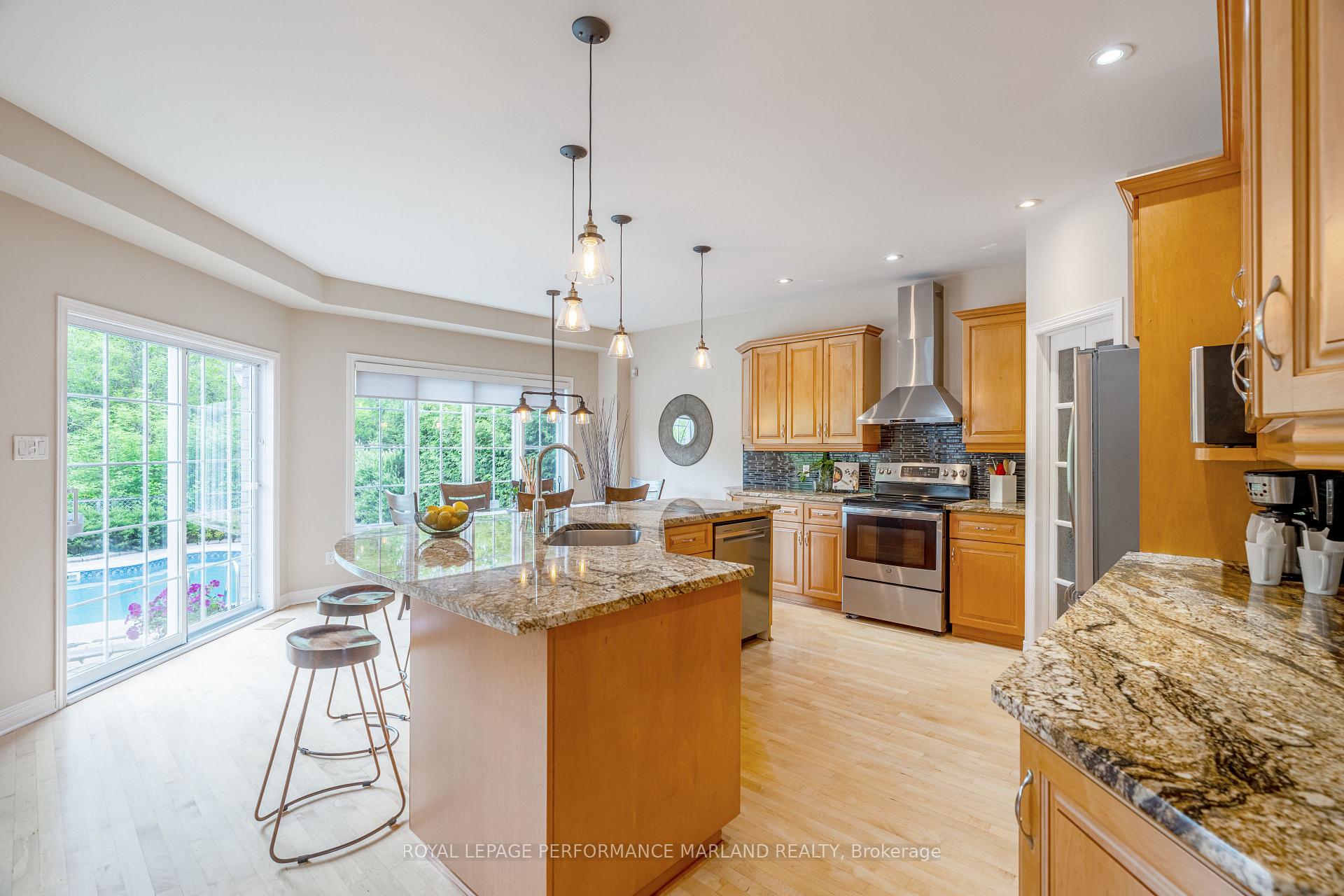 Photo 13 of 3502 Wyman Crescent, Ottawa, Windsor Park Village — HOMEH