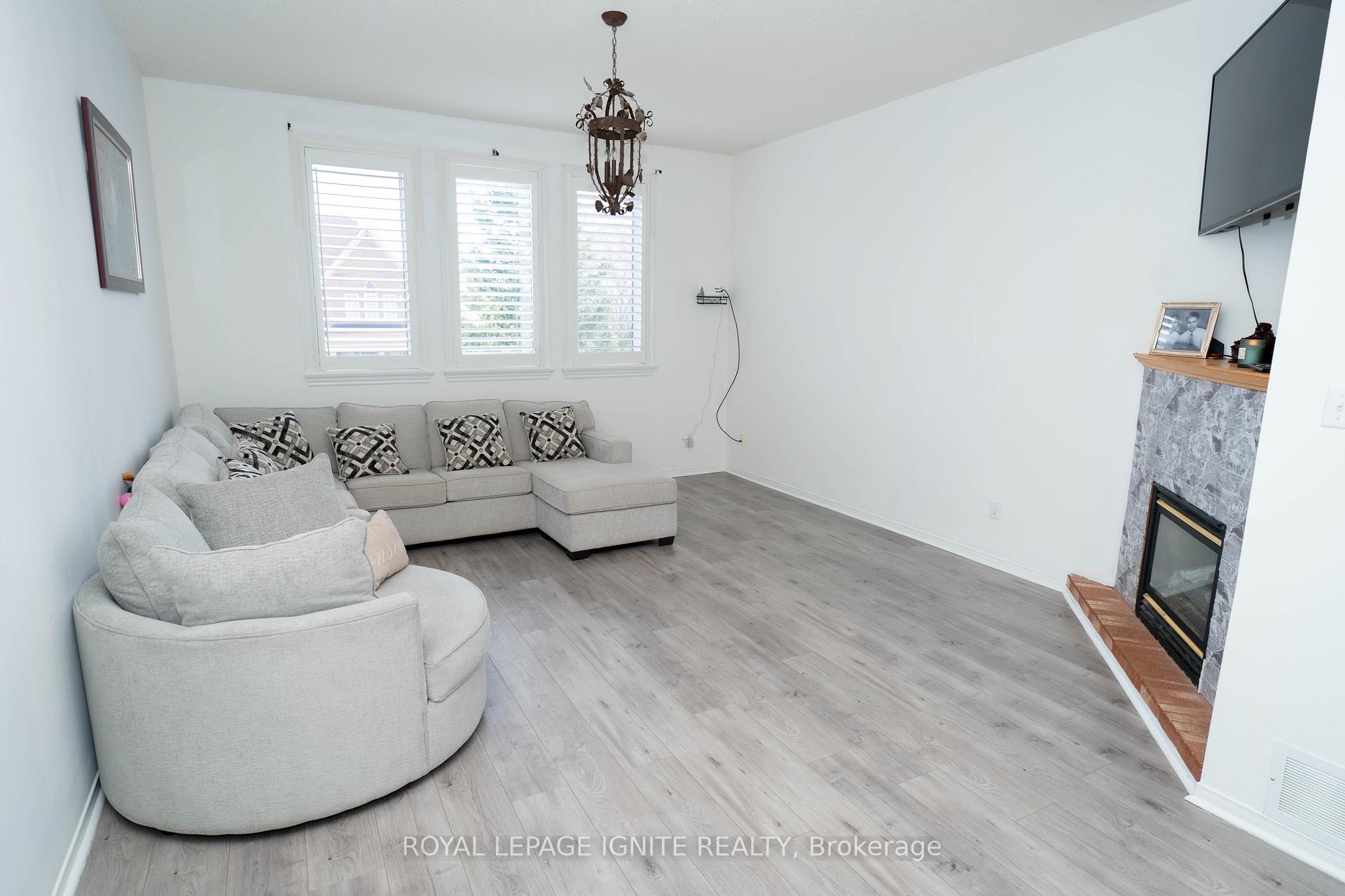 Photo 21 of 82 Elephant Hill Drive, Clarington, Bowmanville — HOMEH