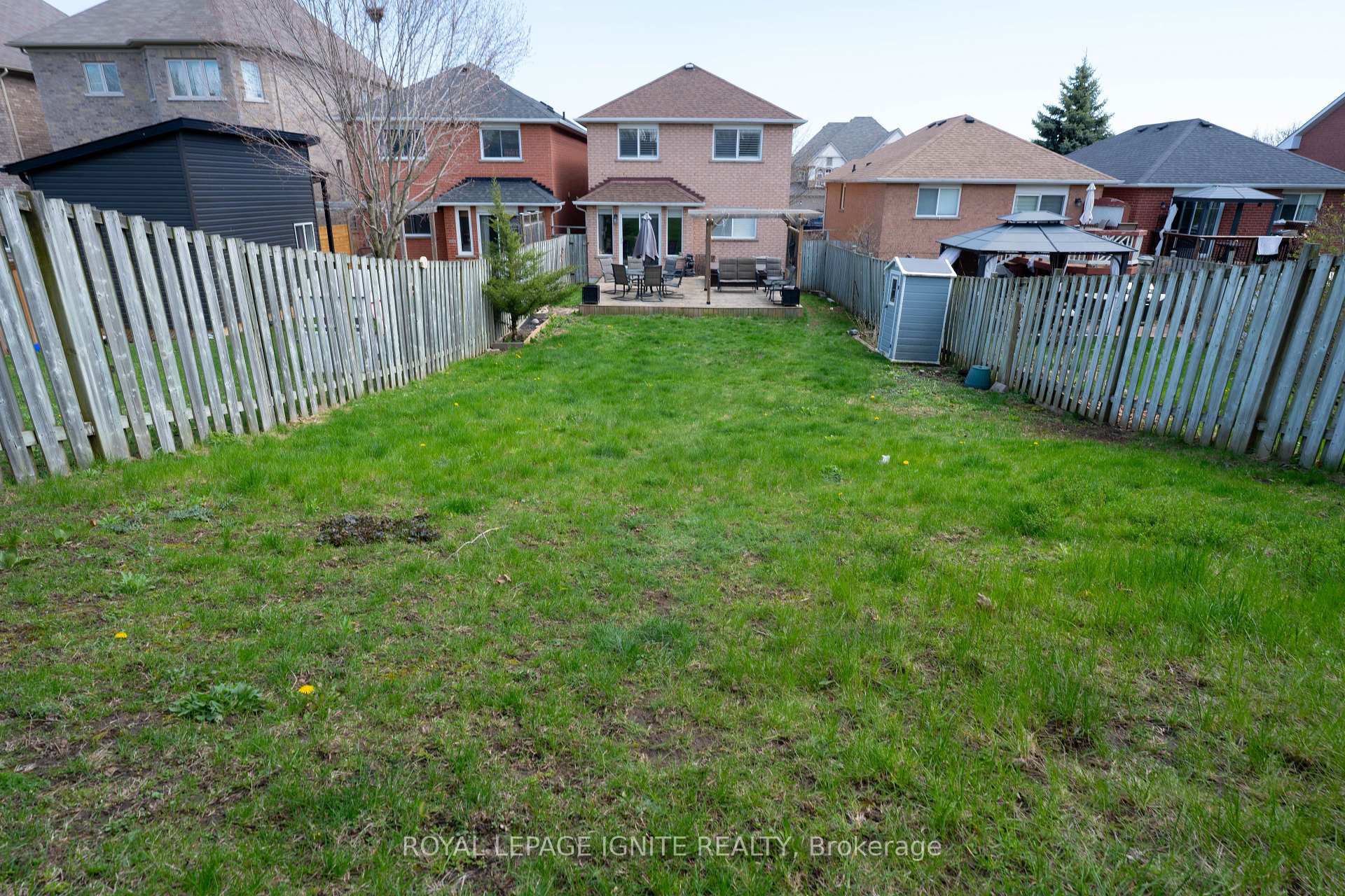 Photo 23 of 82 Elephant Hill Drive, Clarington, Bowmanville — HOMEH