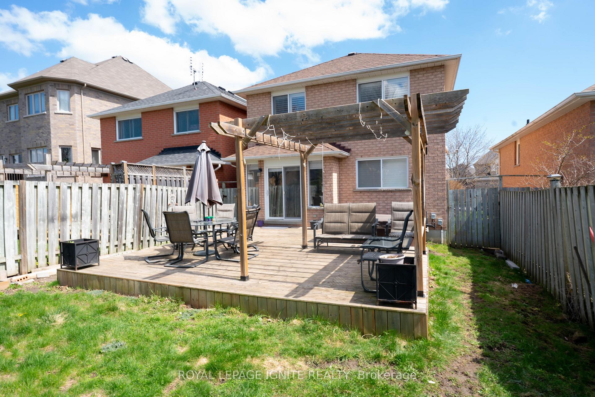 Photo 26 of 82 Elephant Hill Drive, Clarington, Bowmanville — HOMEH