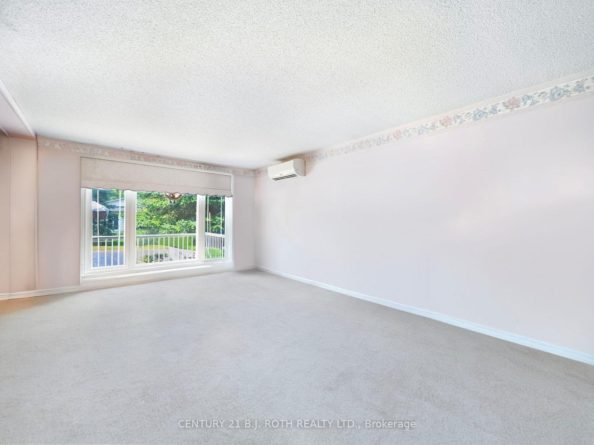Photo 2 of 62 Tamarack Drive, Oro-Medonte, Hawkestone — HOMEH