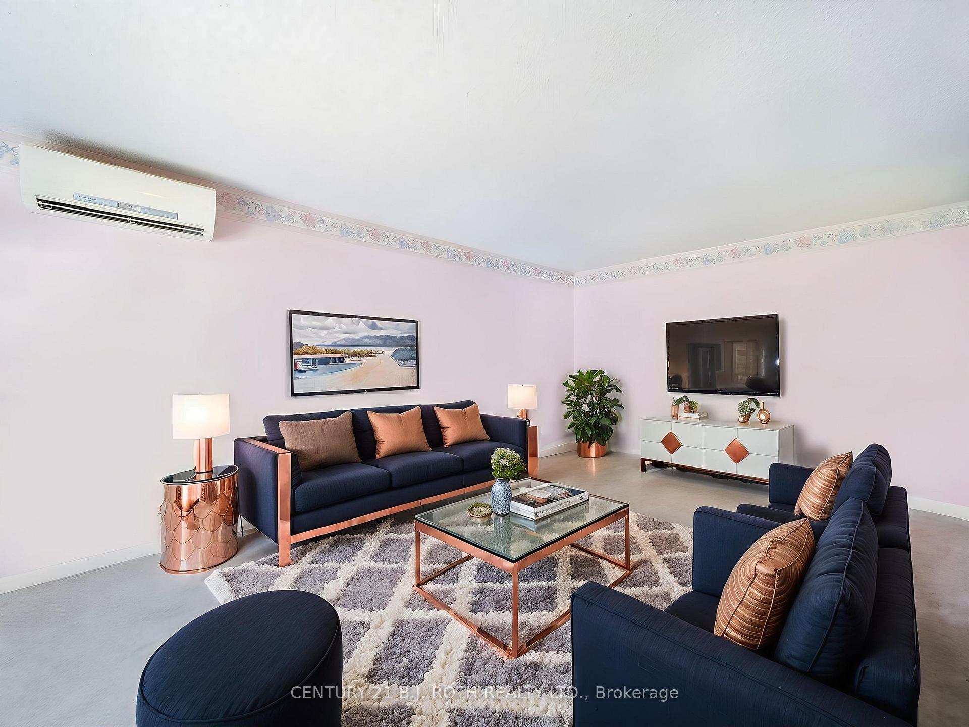 Photo 3 of 62 Tamarack Drive, Oro-Medonte, Hawkestone — HOMEH