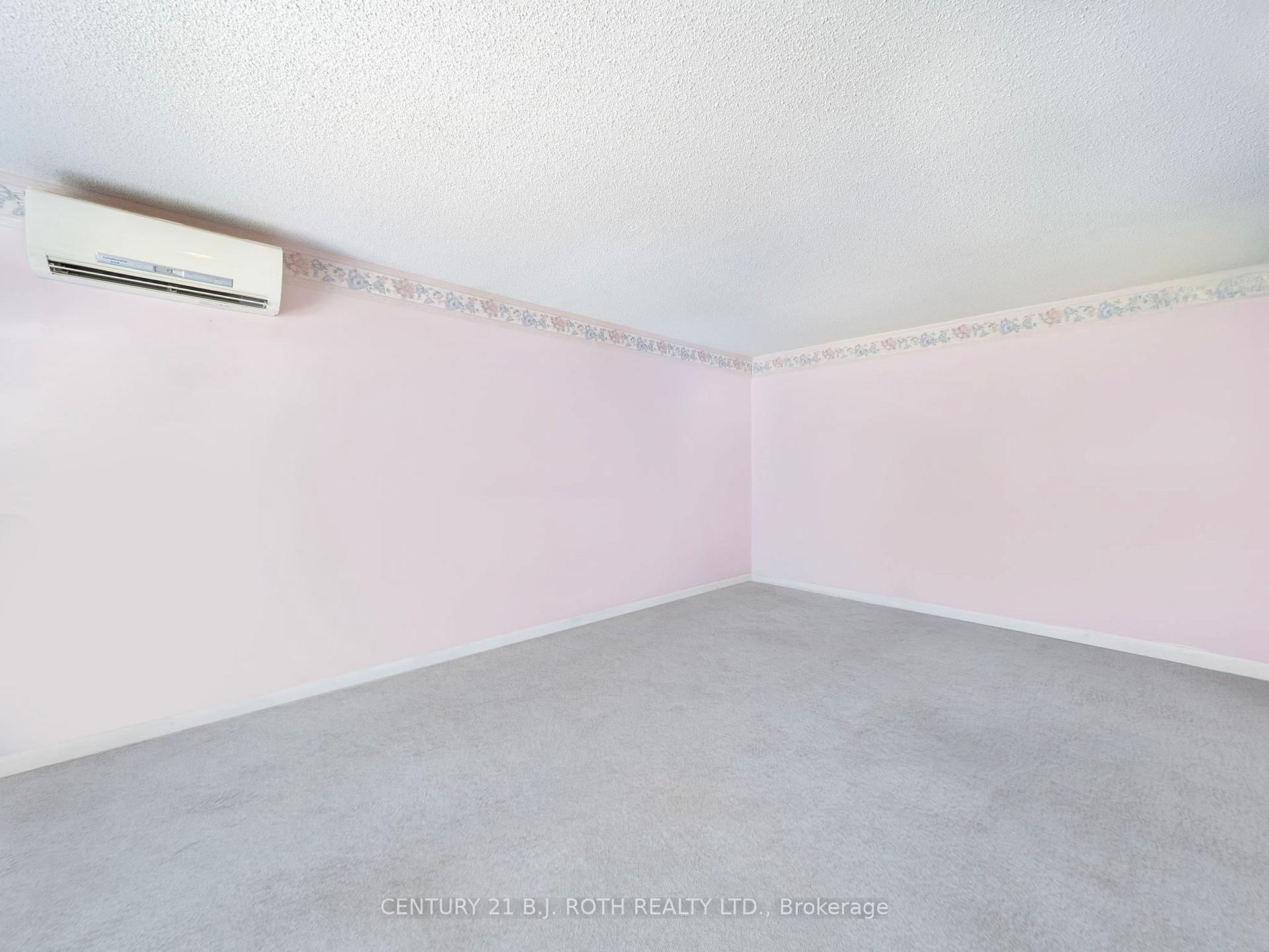 Photo 12 of 62 Tamarack Drive, Oro-Medonte, Hawkestone — HOMEH