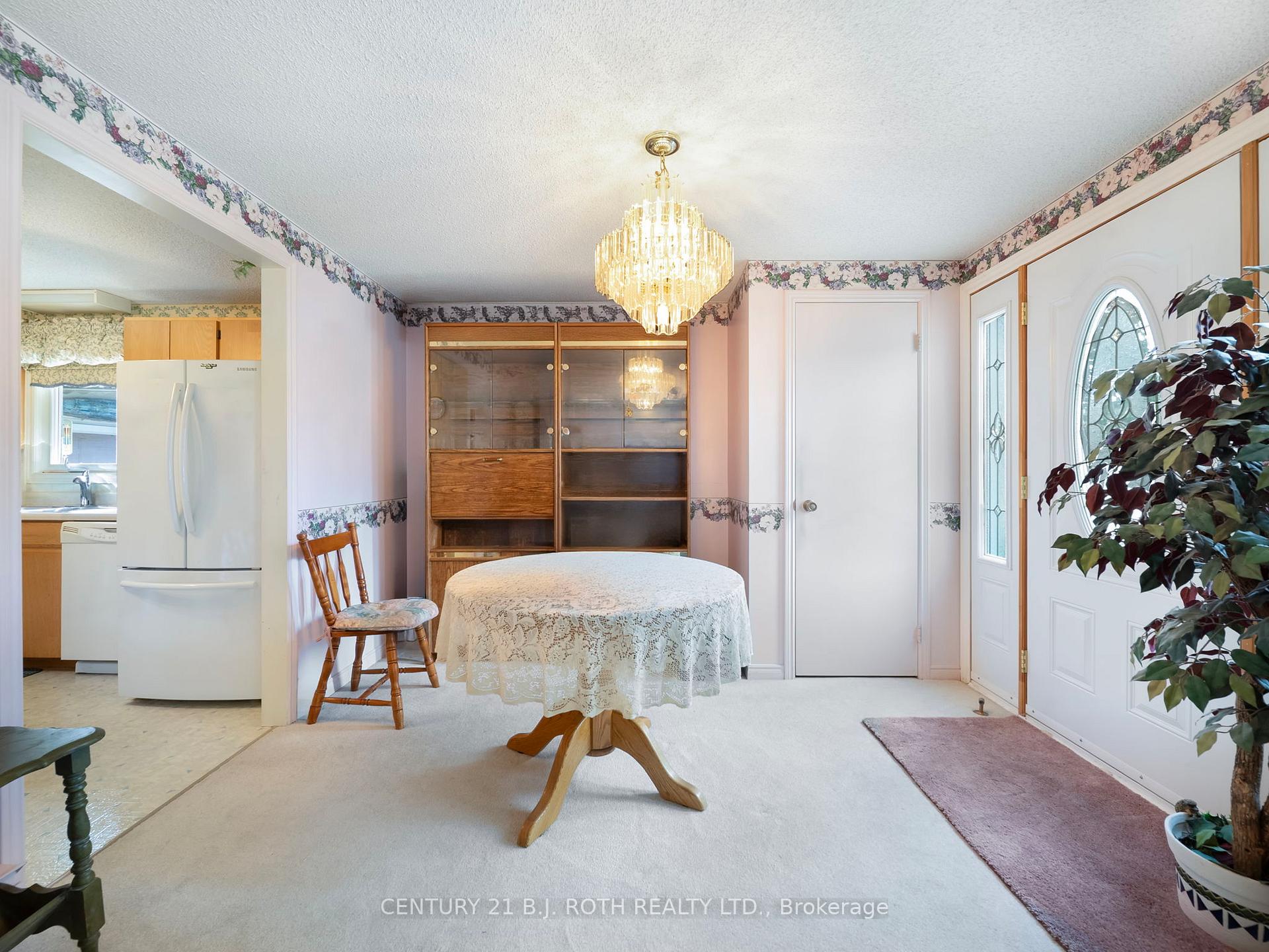 Photo 13 of 62 Tamarack Drive, Oro-Medonte, Hawkestone — HOMEH
