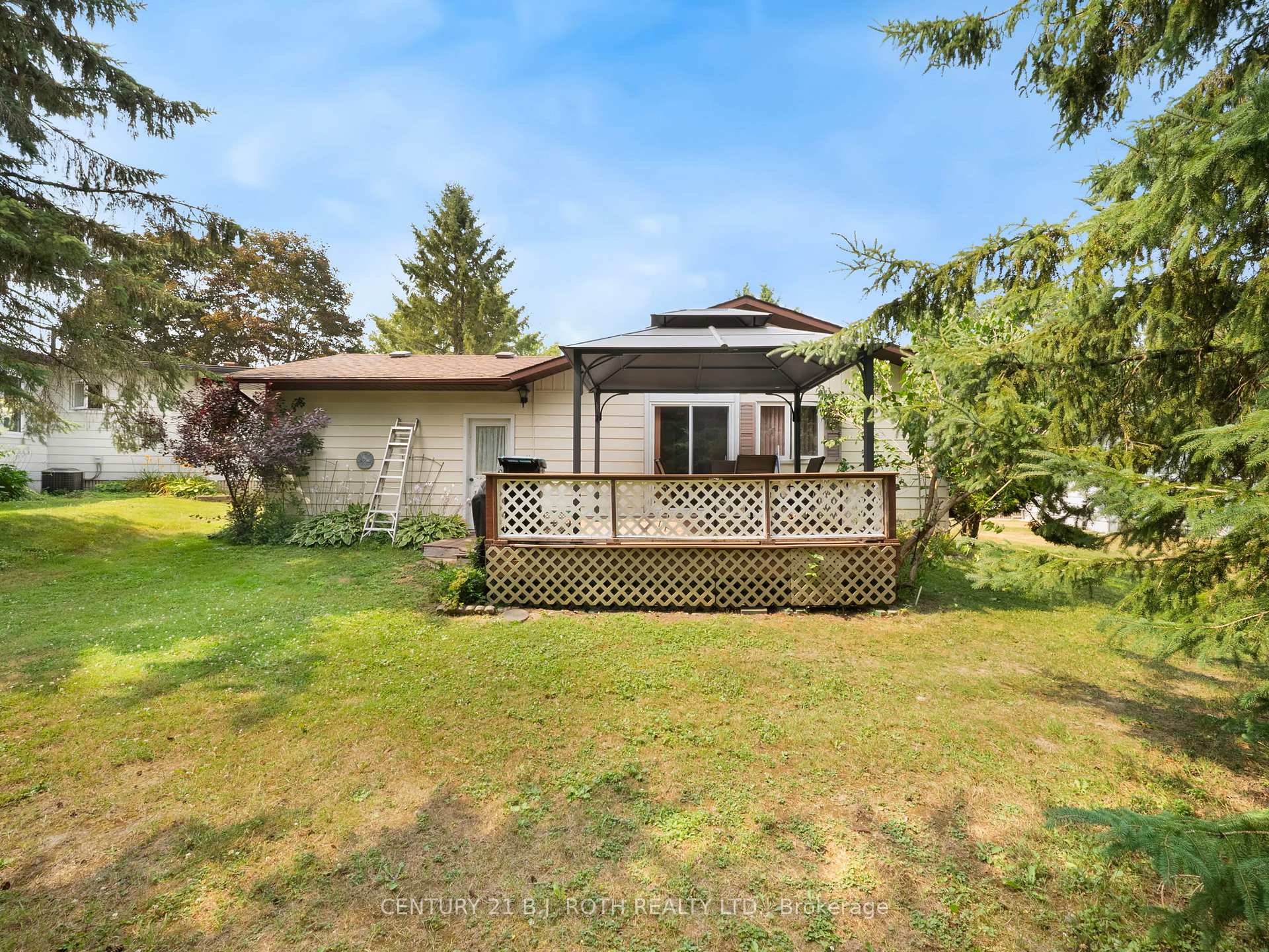 Photo 7 of 62 Tamarack Drive, Oro-Medonte, Hawkestone — HOMEH