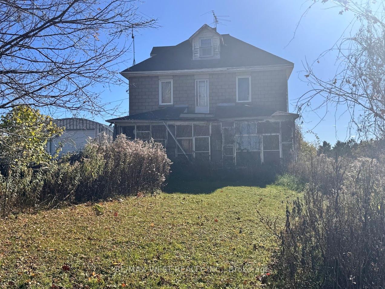 Photo 5 of 211 Queen Street W, Springwater, Elmvale — HOMEH