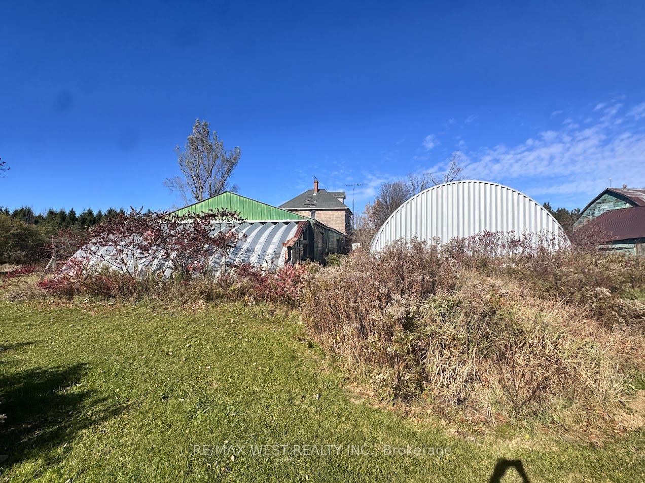 Photo 8 of 211 Queen Street W, Springwater, Elmvale — HOMEH