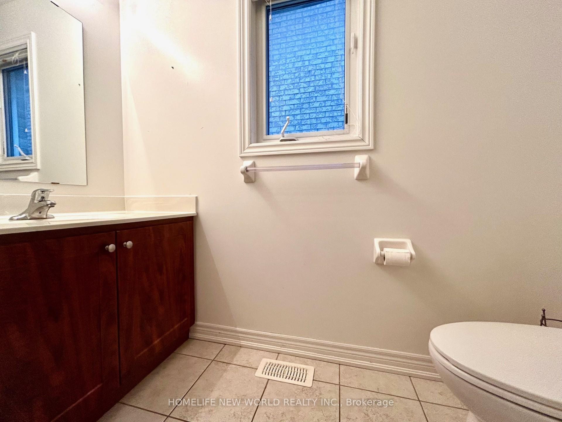 Photo 24 of 64 Thomas Foster Street, Markham, Berczy — HOMEH