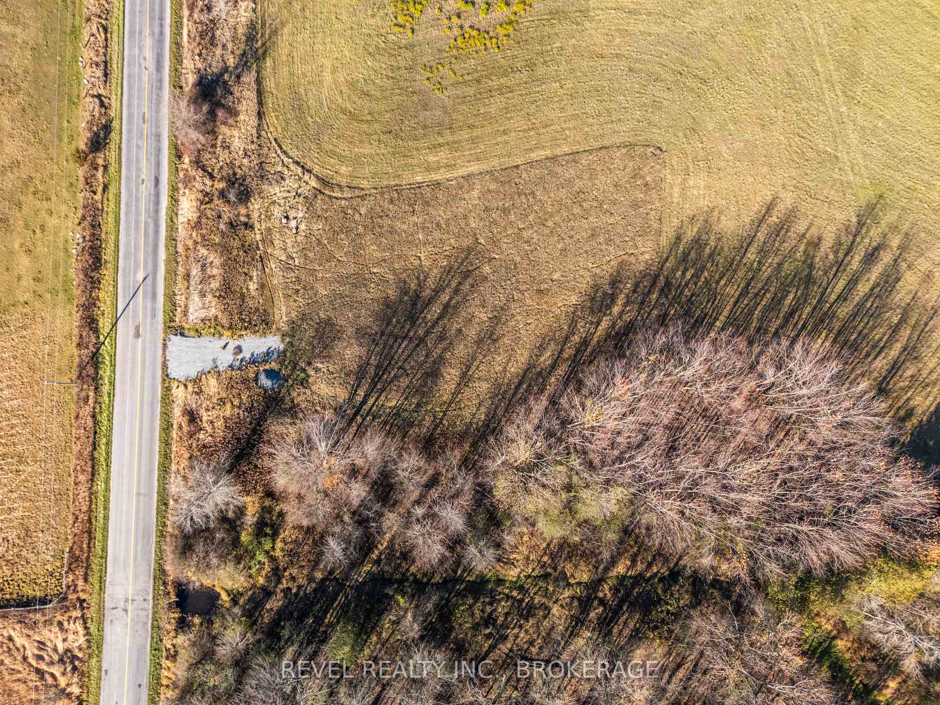 Photo 3 of 3522 Holleford Road, Frontenac, Frontenac South — HOMEH