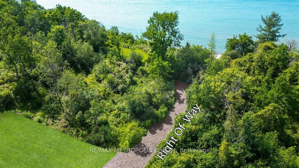 Photo 15 of 7049 Blue Coasts Heights, Plympton-Wyoming, Plympton Wyoming — HOMEH