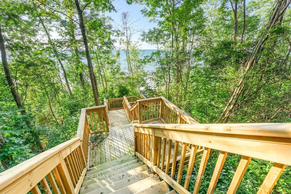 Photo 23 of 7049 Blue Coasts Heights, Plympton-Wyoming, Plympton Wyoming — HOMEH