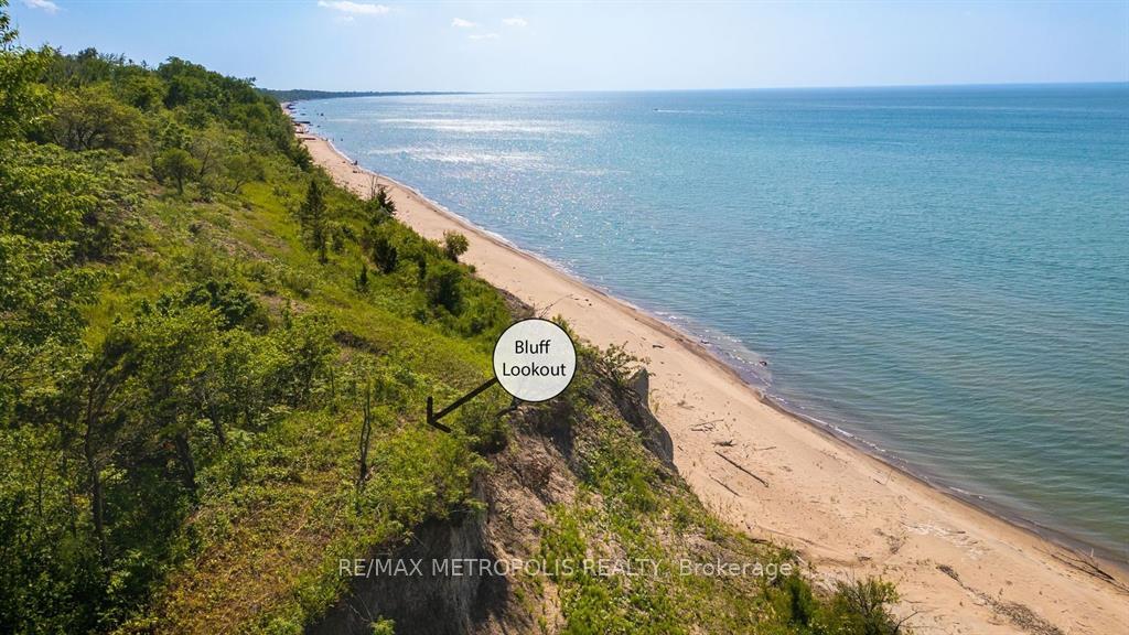 Photo 47 of 7049 Blue Coasts Heights, Plympton-Wyoming, Plympton Wyoming — HOMEH