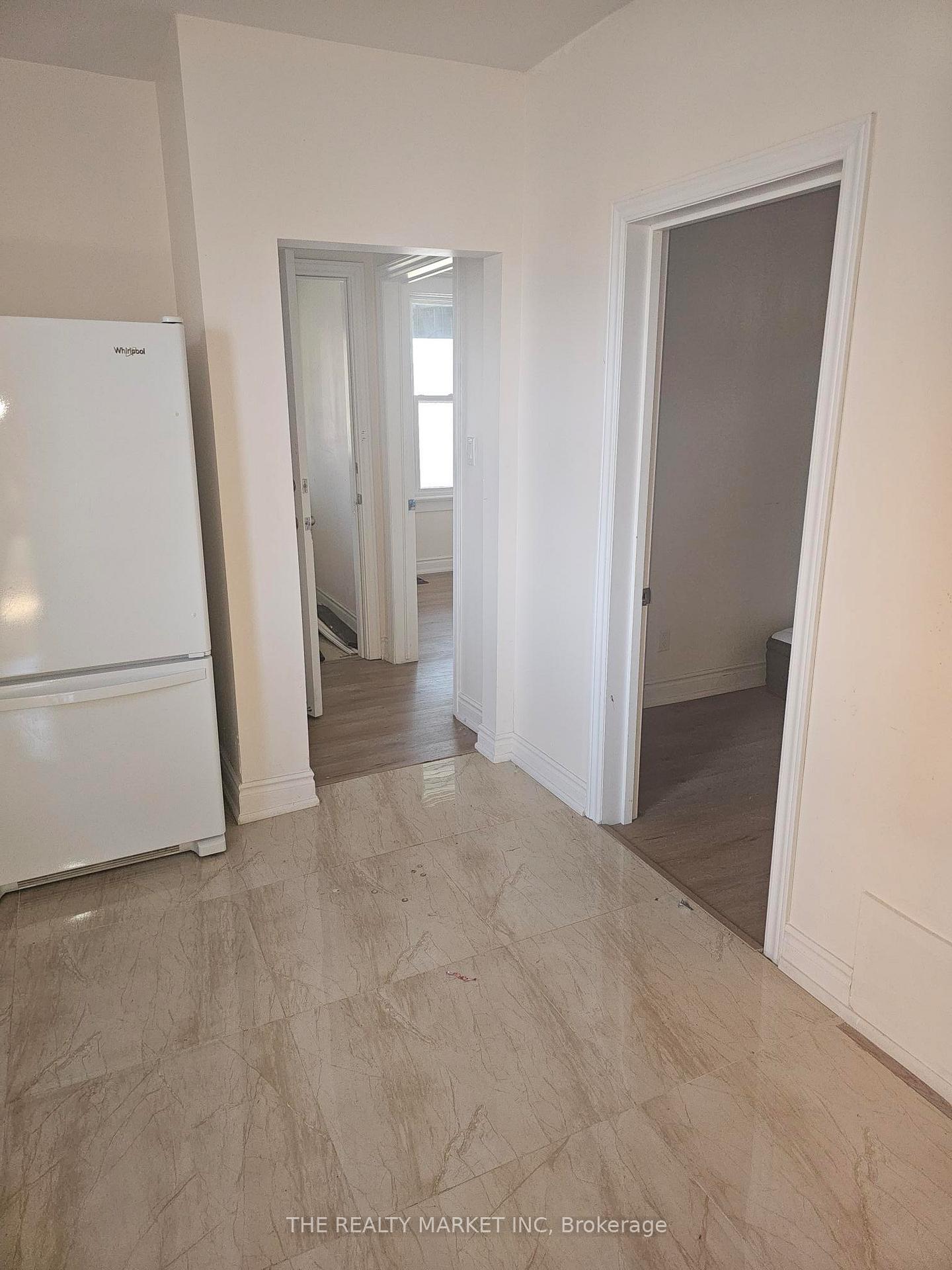 Photo 5 of 58 Kenneth Avenue, Oshawa, O'Neill — HOMEH