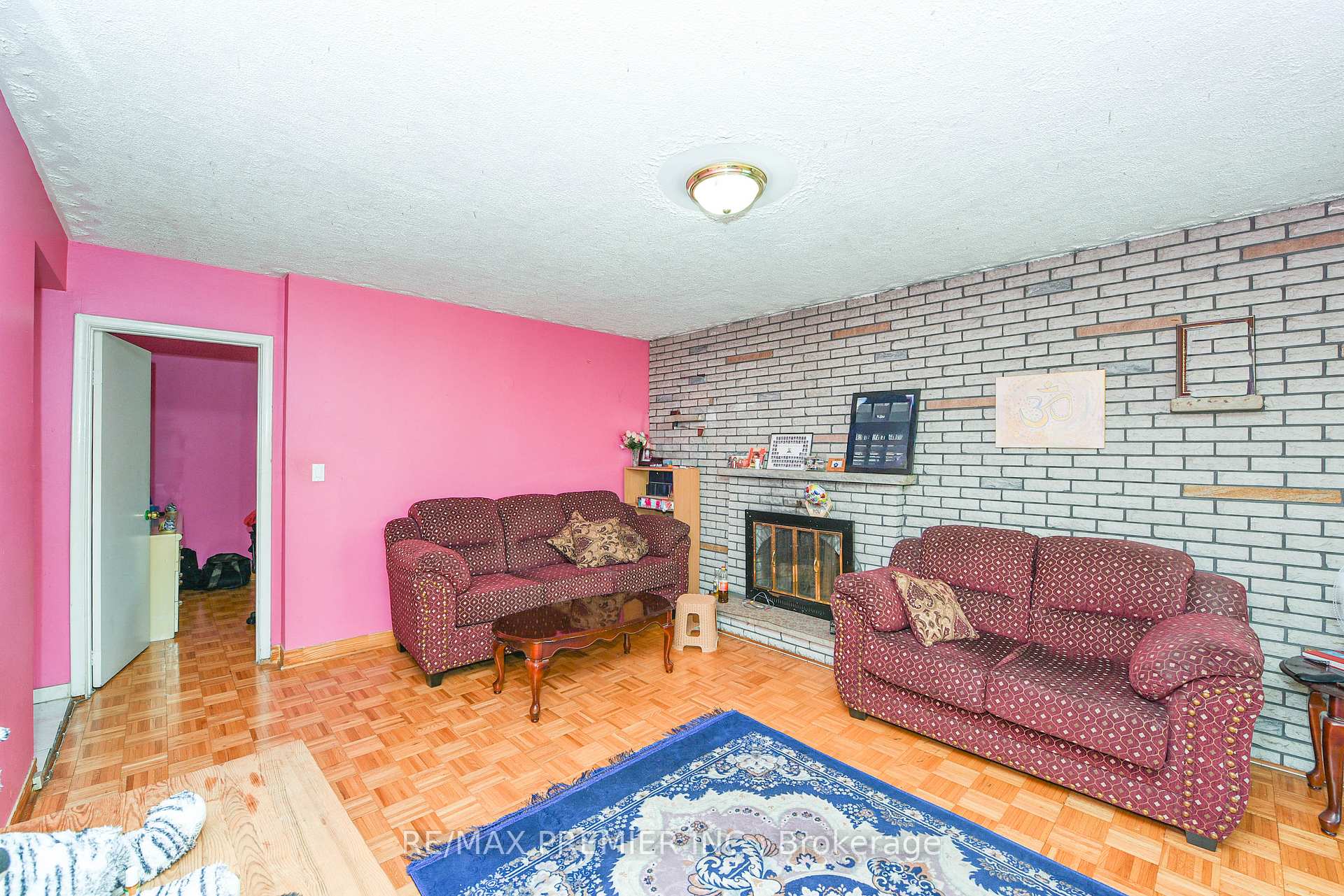 Photo 29 of 35 Taysham Crescent, Etobicoke, Thistletown-Beaumonde Heights — HOMEH