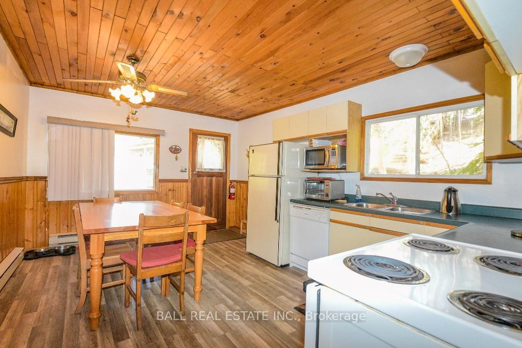Photo 16 of 1569G Weslemkoon Lake Road, Limerick — HOMEH