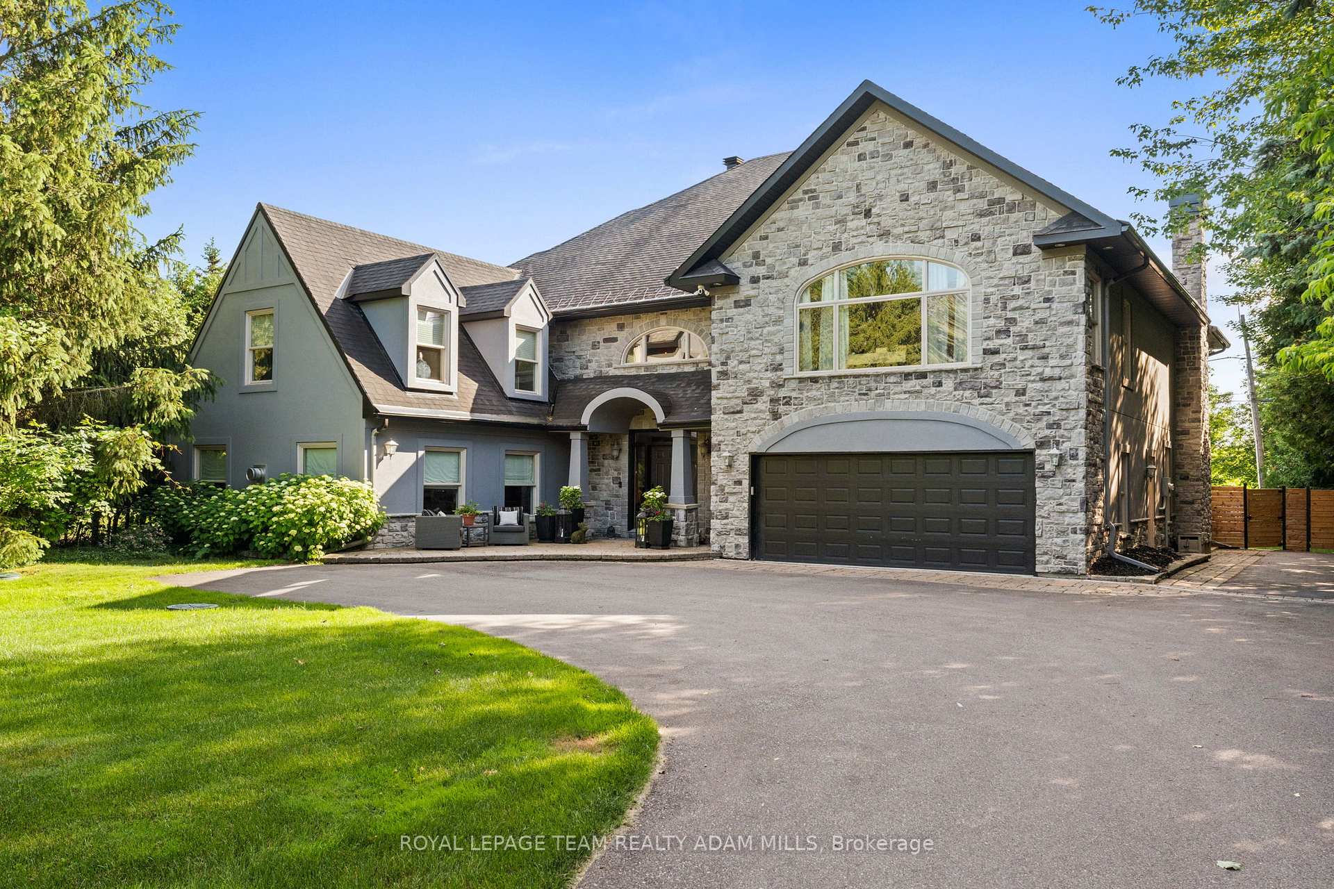 Photo 2 of 2330 Summerside Drive, Ottawa, Manotick East to Manotick Station — HOMEH