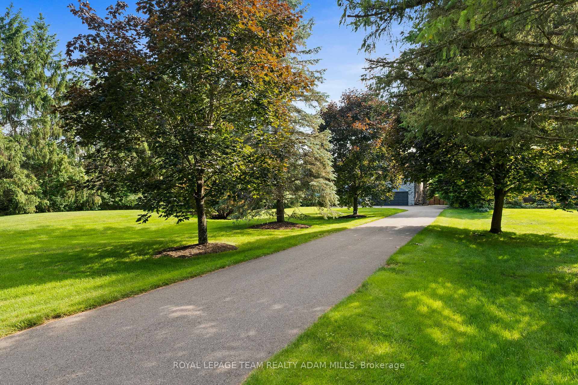 Photo 3 of 2330 Summerside Drive, Ottawa, Manotick East to Manotick Station — HOMEH