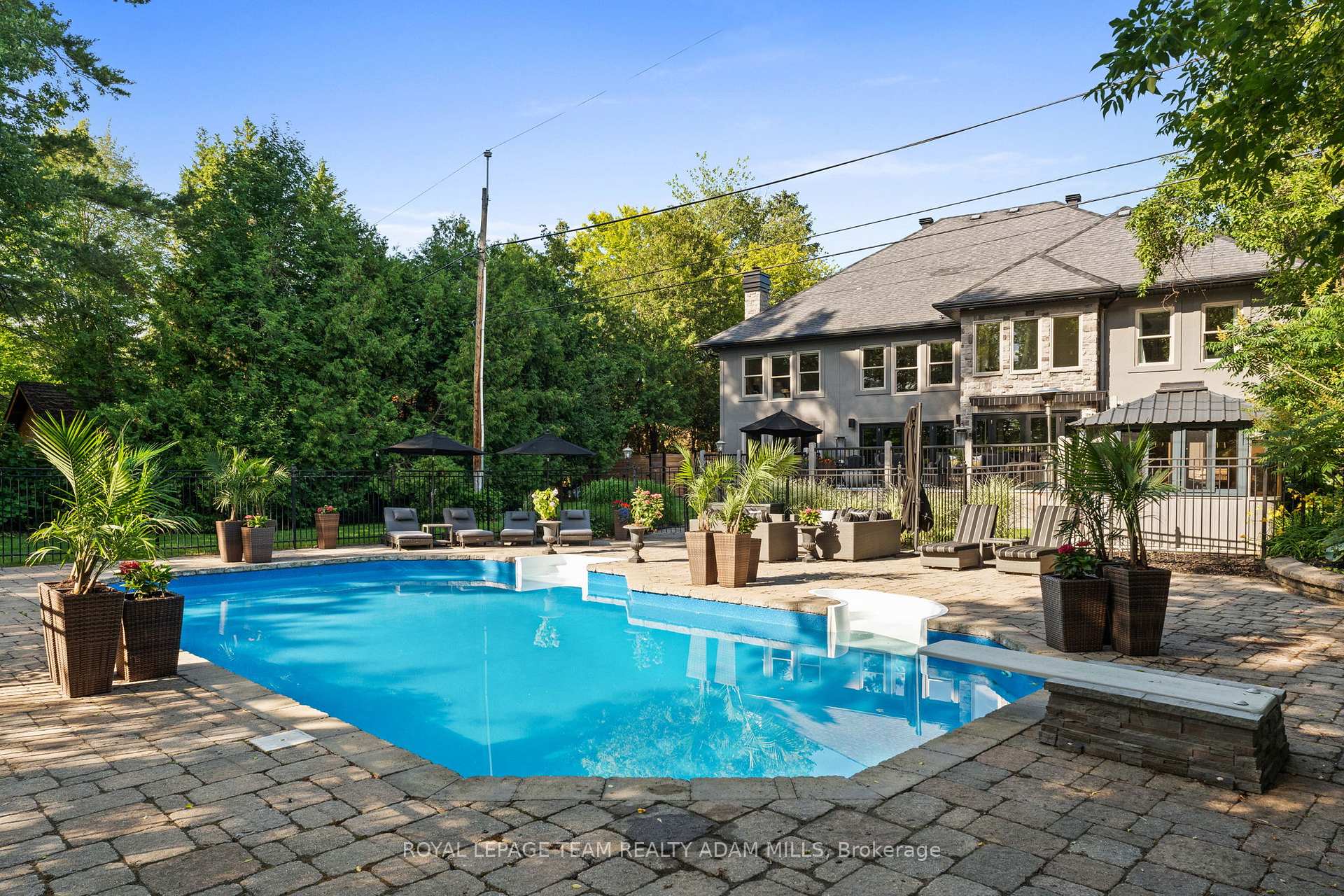 Photo 32 of 2330 Summerside Drive, Ottawa, Manotick East to Manotick Station — HOMEH