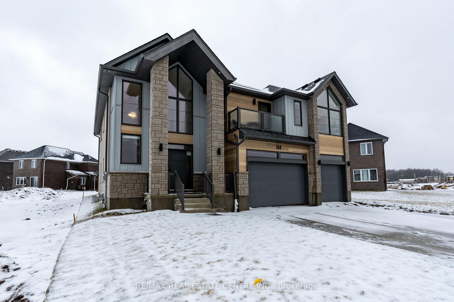 Photo 6 of 104 Dempsey Drive, Stratford — HOMEH