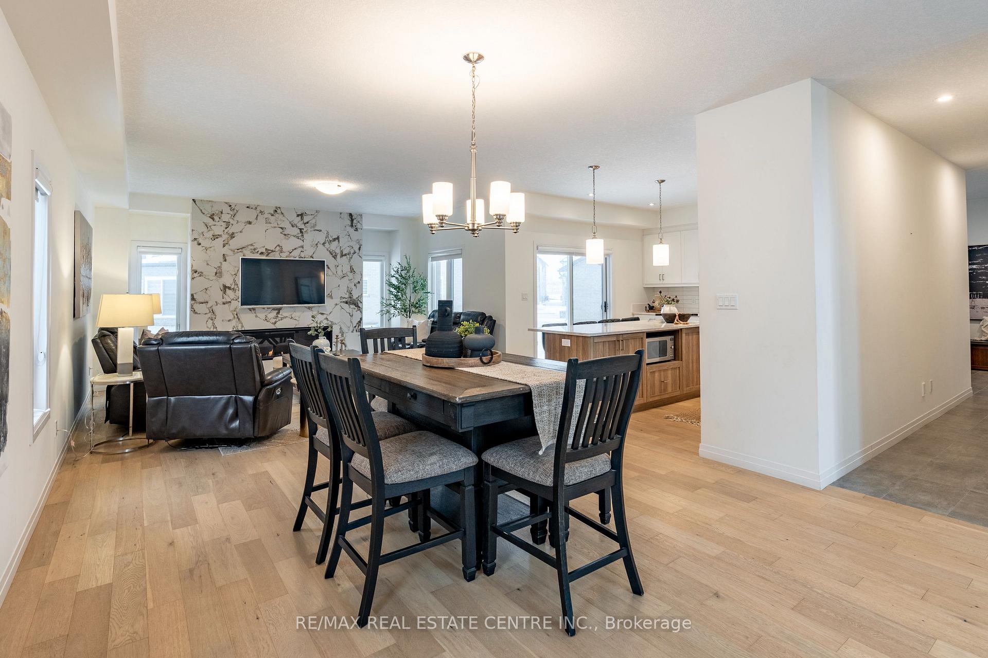 Photo 13 of 104 Dempsey Drive, Stratford — HOMEH