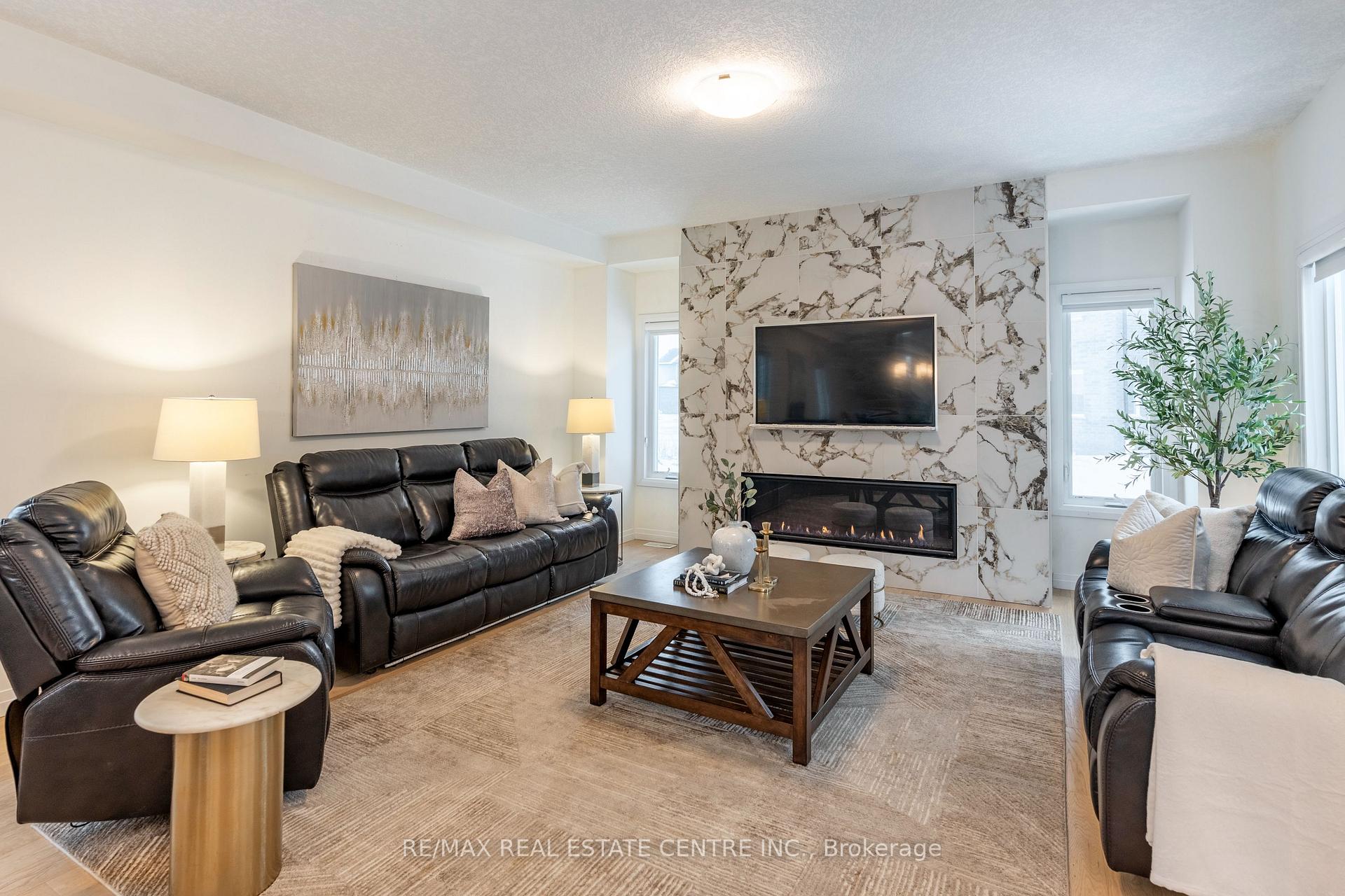Photo 18 of 104 Dempsey Drive, Stratford — HOMEH