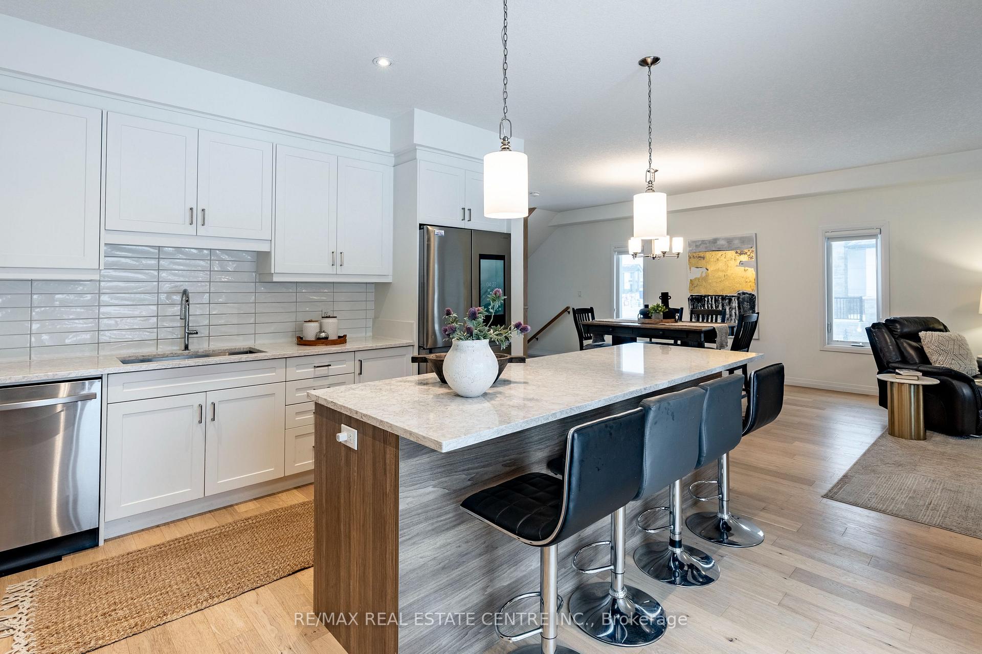 Photo 16 of 104 Dempsey Drive, Stratford — HOMEH