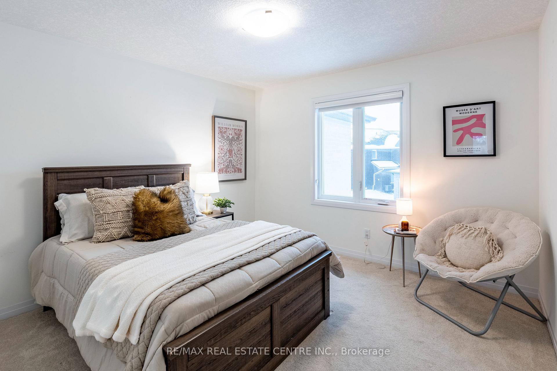 Photo 30 of 104 Dempsey Drive, Stratford — HOMEH